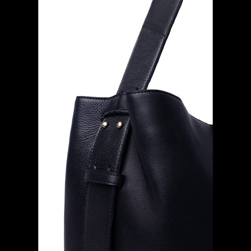 RE:DESIGNED Skuldertaske Naya Big Sort 3