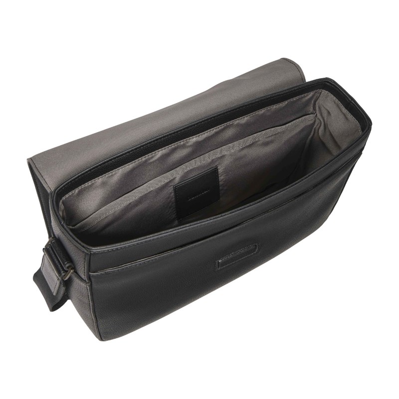 Calvin Klein Crossover Flap Messenger Svart 13" 2