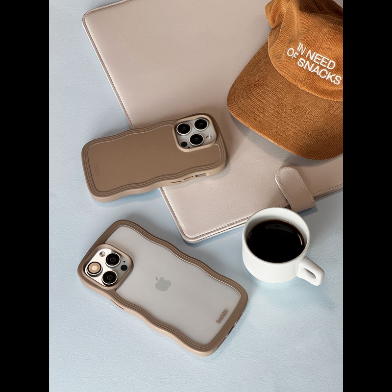 Holdit Mobilcover Wavy Transparent Mocca Brun Iphone 15 ProMax 2