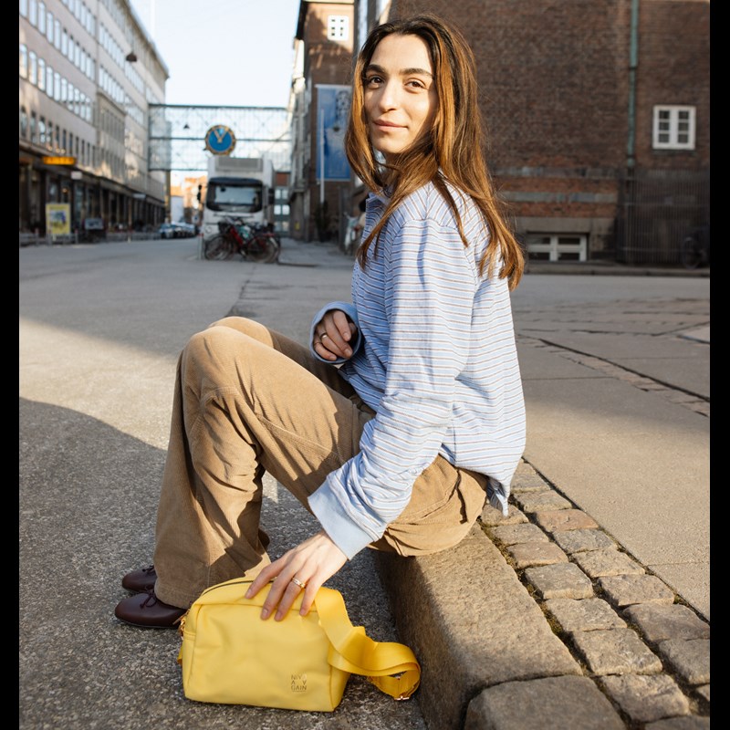 Again Crossbody Apple  Gul 6