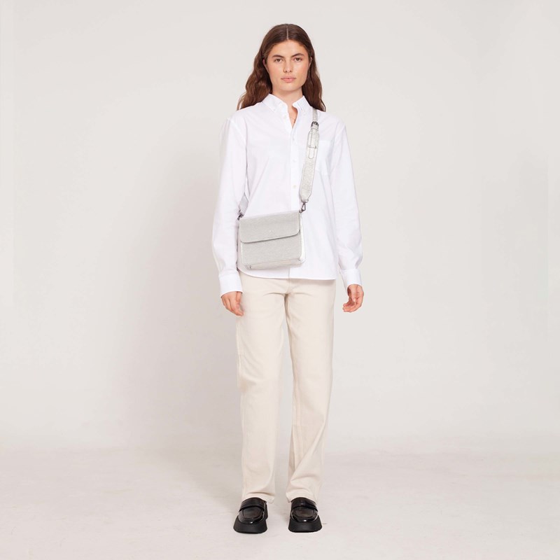 HVISK Crossbody Cayman Metallic Sølv 2