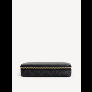By Malene Birger Smyckeskrin Bae Cher M. Brun
