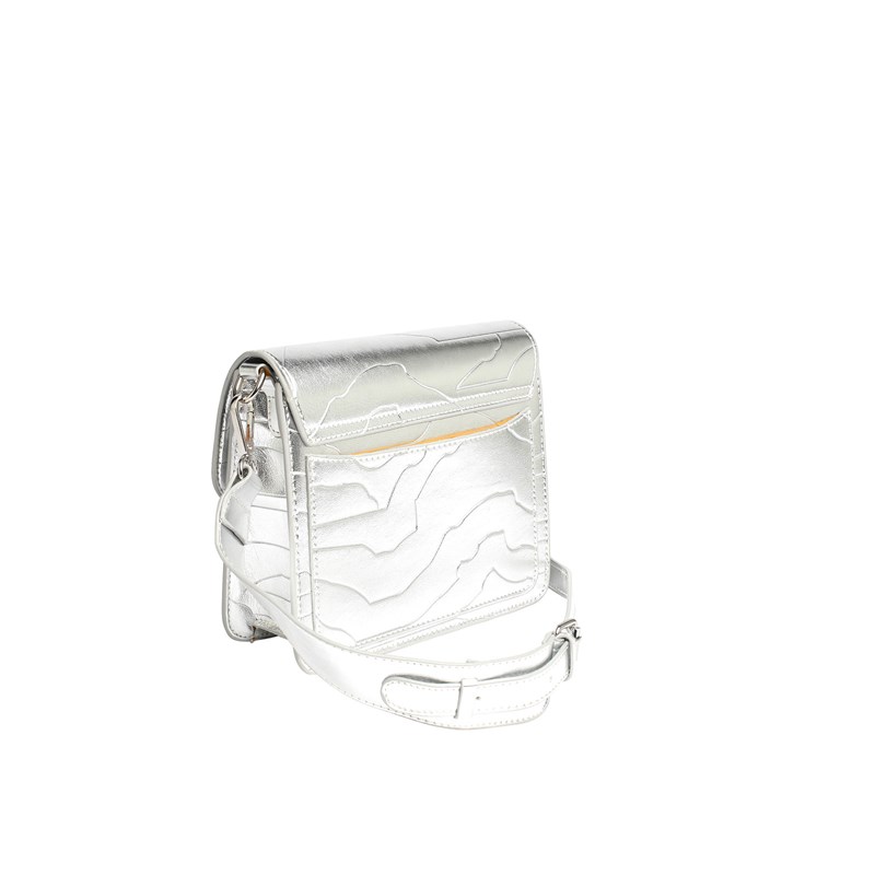 HVISK Crossbody Cayman Glänsande Silver 2