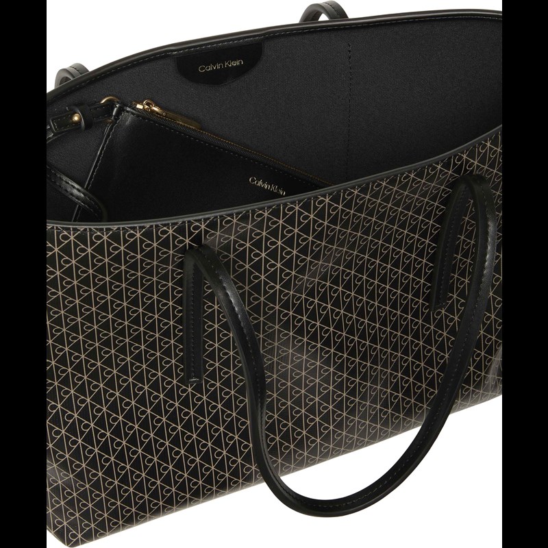Calvin Klein Shopper Aop small tote Svart 3