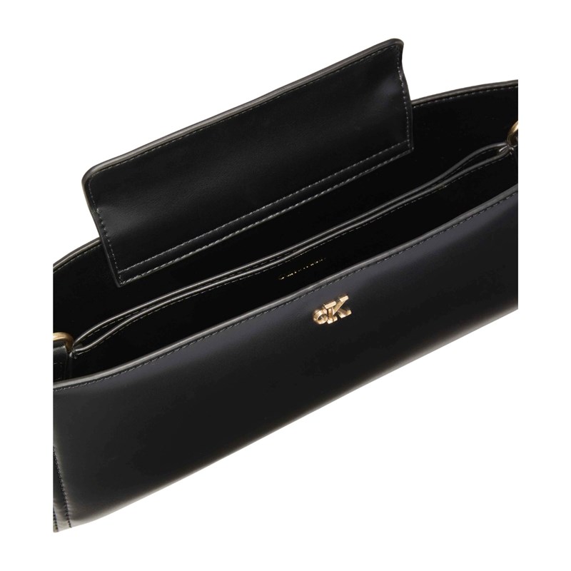 Calvin Klein Axelväska Hardware Monogram Svart 2