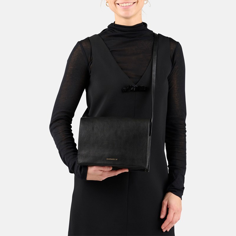 Burkely Crossbody Fine Florence Svart 2