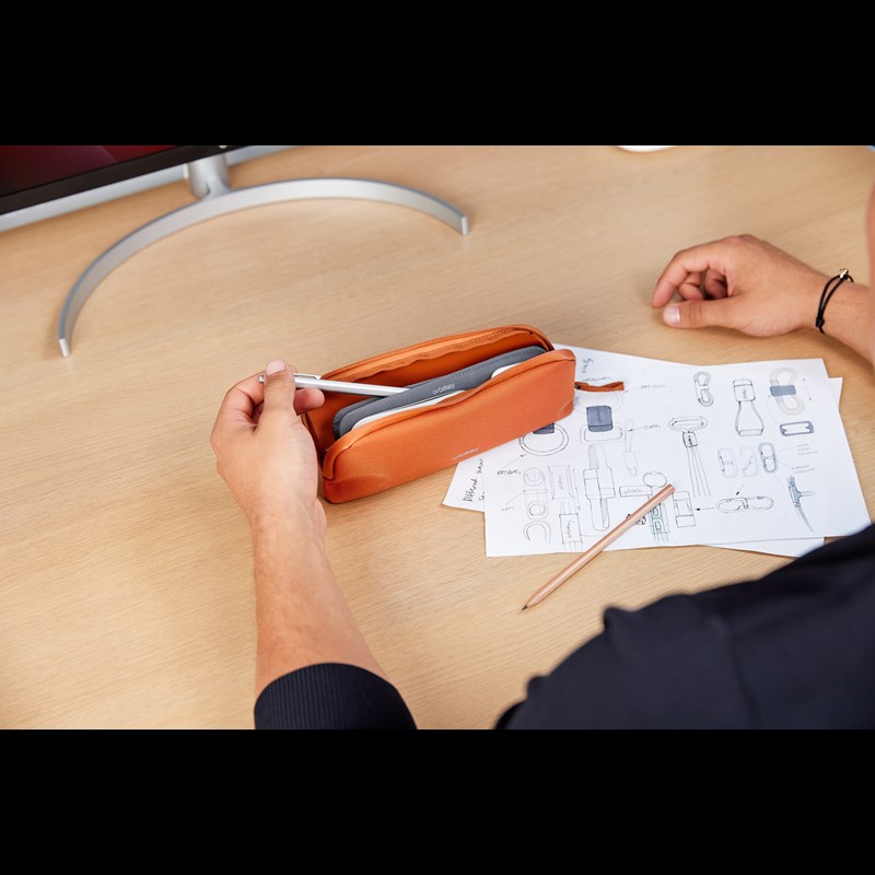 Orbitkey Pennfodral Bränt röd 2