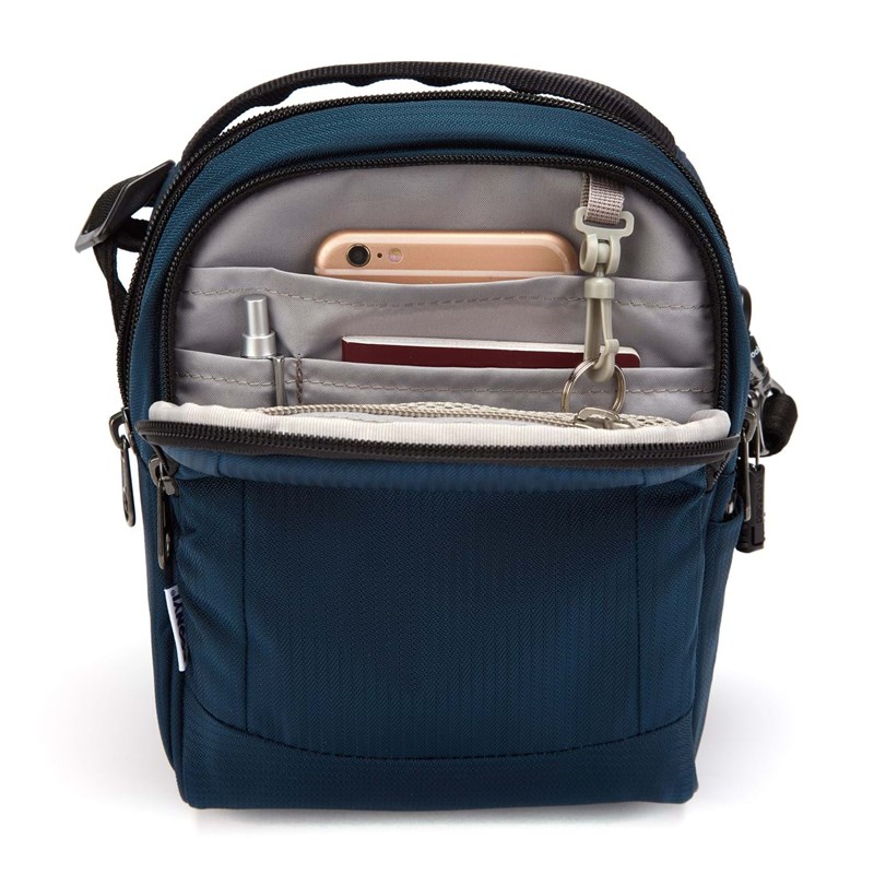 Pacsafe Skuldertaske Metrosafe LS100 Blå 3