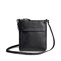 MARKBERG Crossbody Genie Svart 1