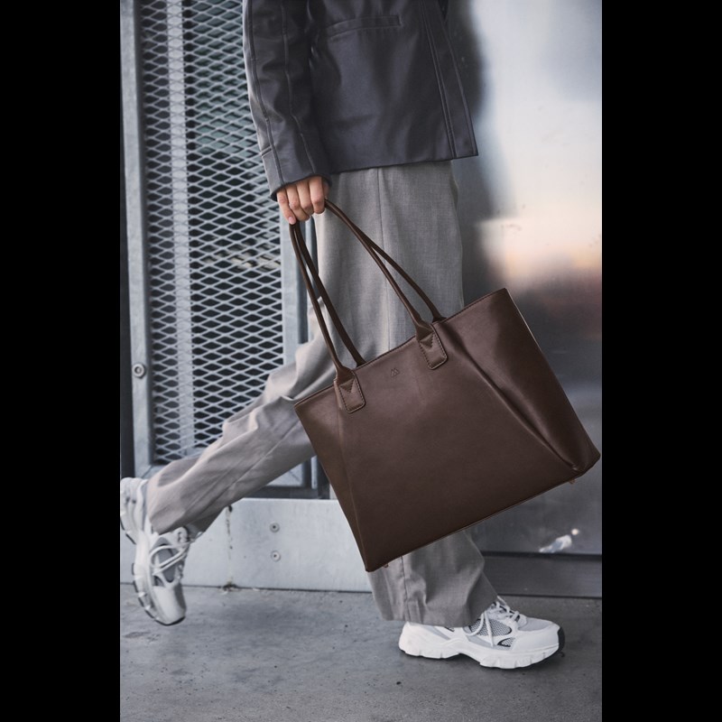 MARKBERG Datorväska Saya M. Brun 15" 2