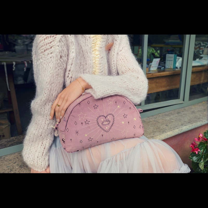 Maanesten Toalettväska Big Theatre Magic Lila 2