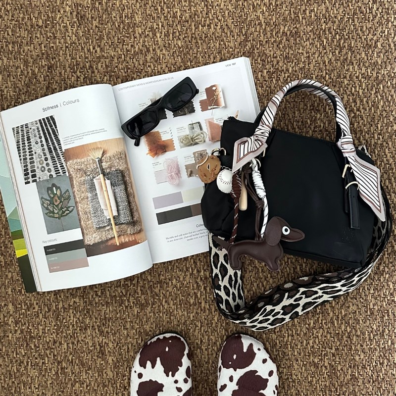 Conmé Bag charm baseball Sort/Brun 3