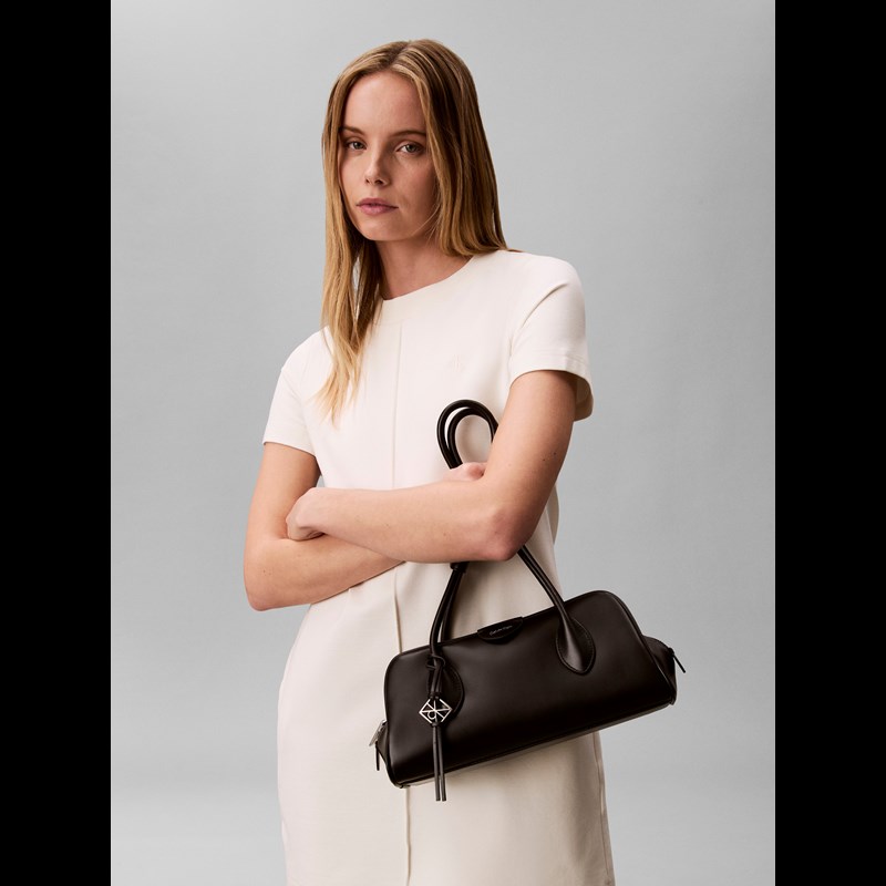 Calvin Klein Håndtaske Embossed Logo Sort 2