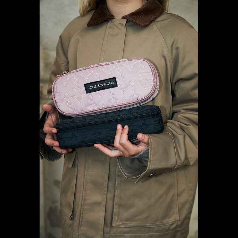 Sofie Schnoor Pennfodral Oval Saga Rosa 7