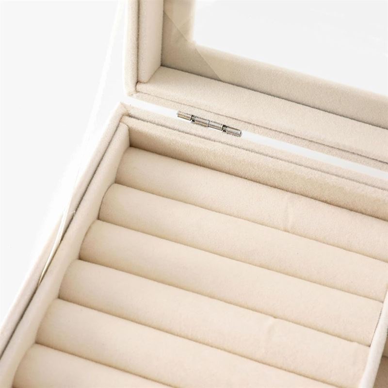 UNIQ Smykkeskrin Velvet Touch Beige 5