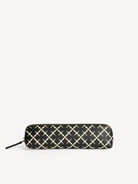 By Malene Birger Pennfodral Ivy Pen Svart 1