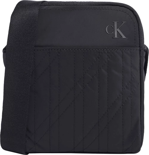 Crossover quilted reporter