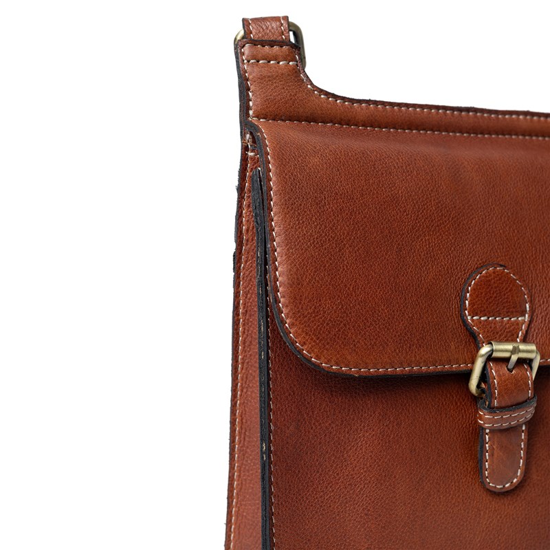 RE:DESIGNED Crossbody Jeane Big Konjak 4