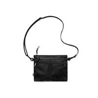 Gaston Luga Crossbody Lightweight  Svart