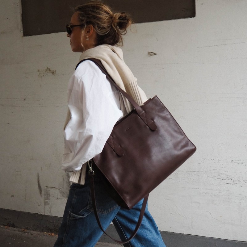 HERA Shopper Miriam M. Brun 13" 6