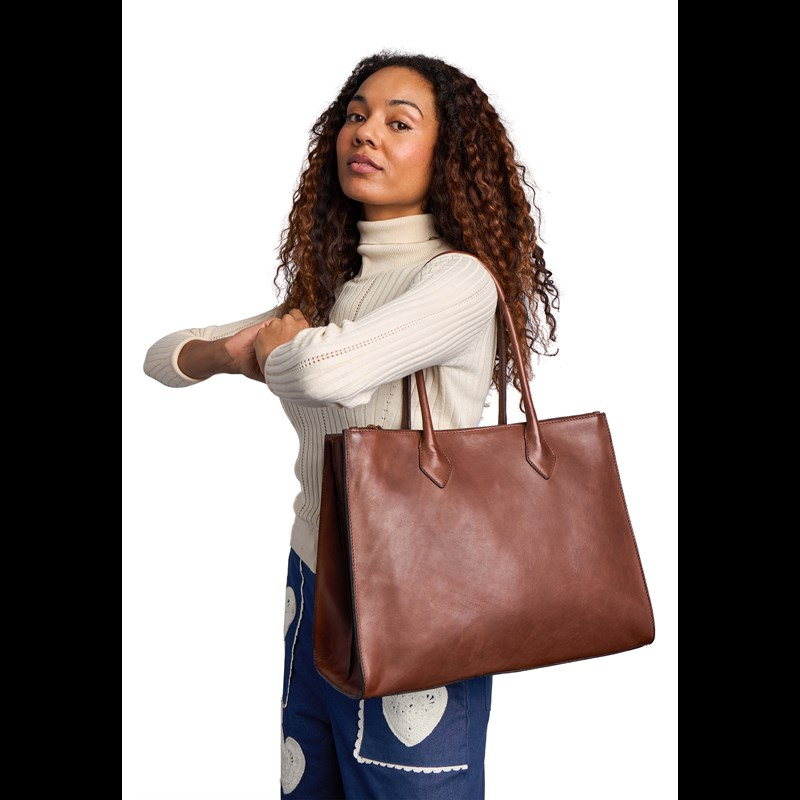 RE:DESIGNED Skuldertaske Ora Big Brun 3