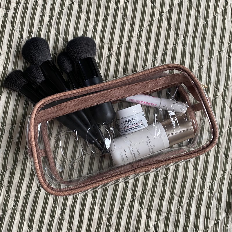 Conmé Necessär Toiletbag Ebba Mörkrosa 6