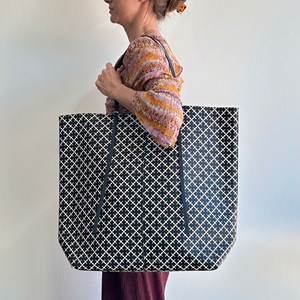 By Malene Birger Shopper Abrille Svart alt image