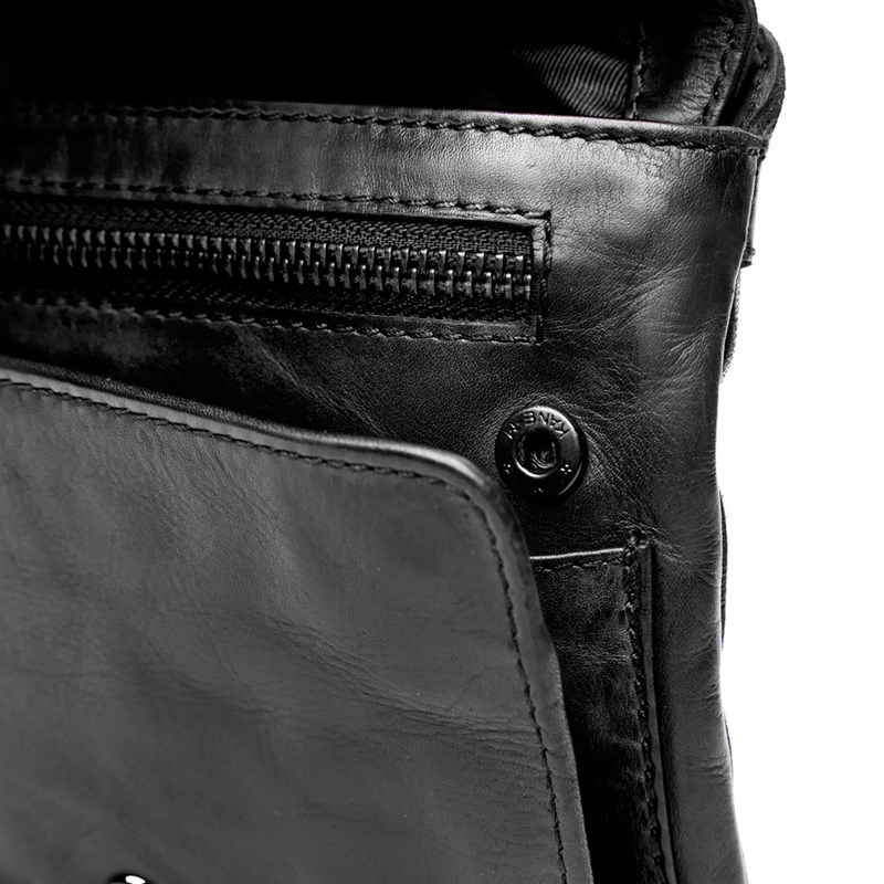 Pia Ries Crossbody Svart 7