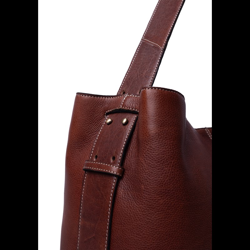 RE:DESIGNED Skuldertaske Naya Big Cognac 5