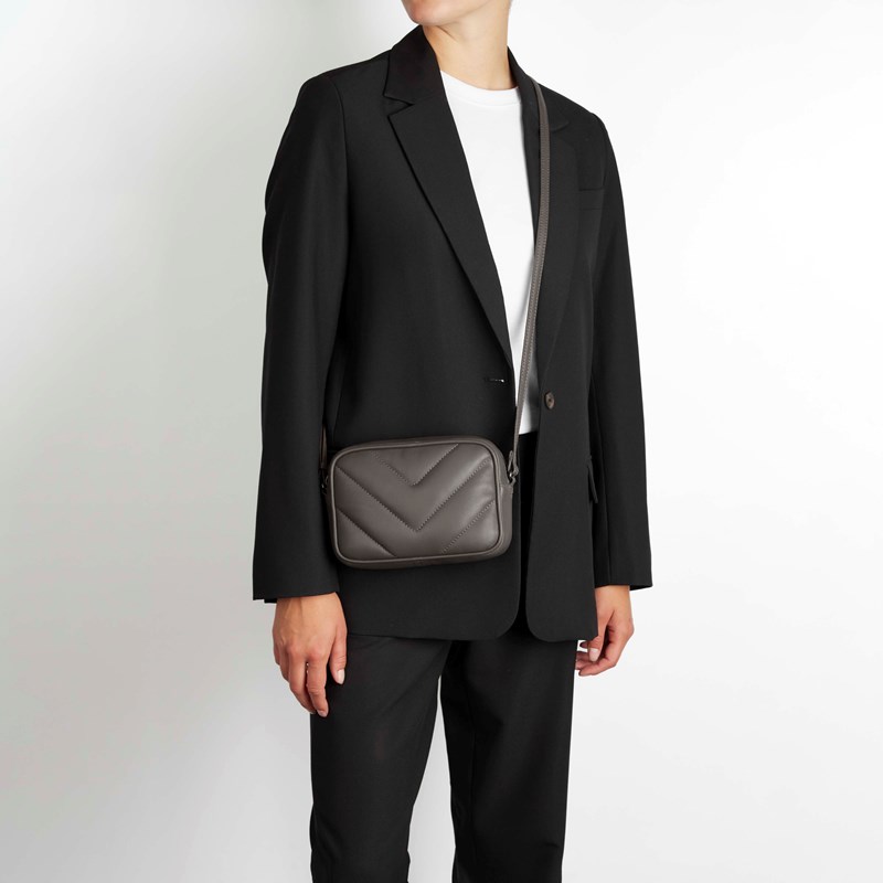 MARKBERG Crossbody Pernilla Xl Arrow Svamp 2