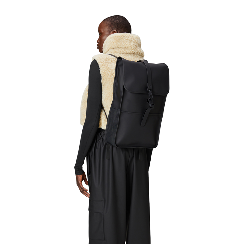 RAINS Ryggsäck Backpack Svart 4
