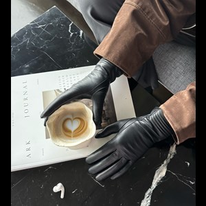 Markberg Handske Andrea Svart alt image