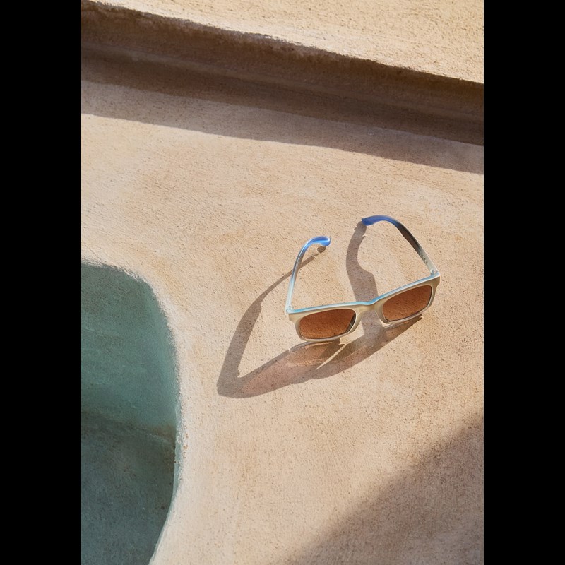 Molo Solglasögon Smile  Vit 2