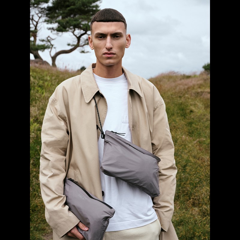 DAY ET Crossbody Day RE-No Rain Grå 2
