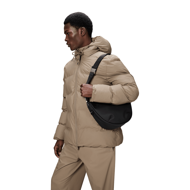 RAINS Skuldertaske Valera W3 Sort 2