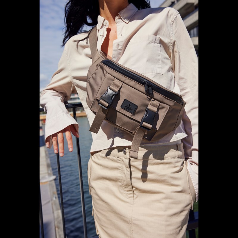 MARKBERG Bæltetaske East Brun 7