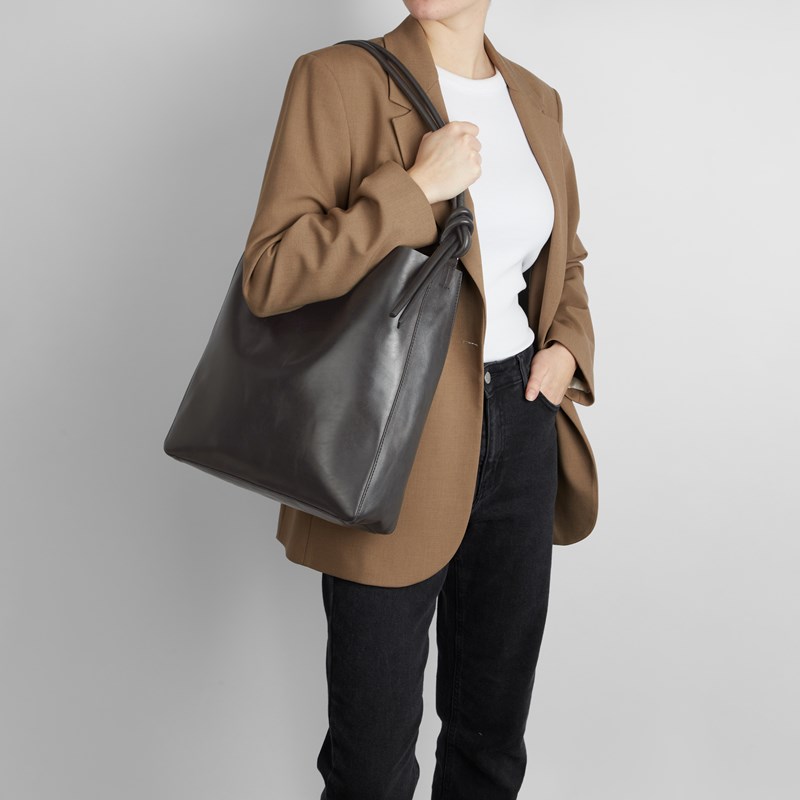 MARKBERG Shopper Lourdes Antique Sort 2