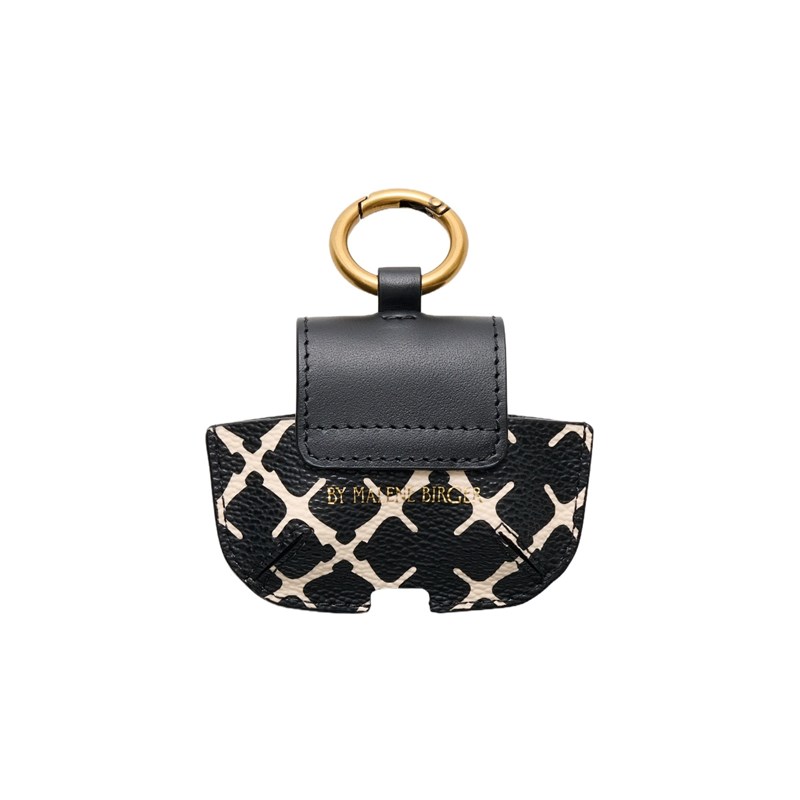 By Malene Birger AirPods Case Ada Sort 3