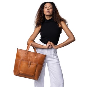 RE:DESIGNED Datorväska Layla Konjak alt image