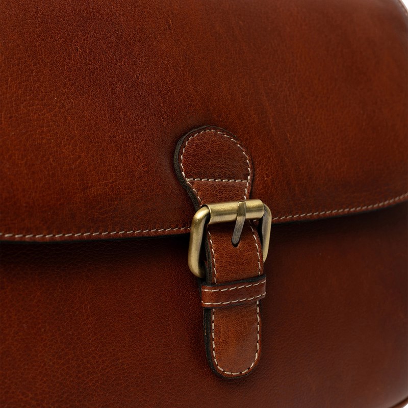 RE:DESIGNED Crossbody Milli Big Cognac 5