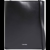 Calvin Klein Crossbody Hero Svart 1