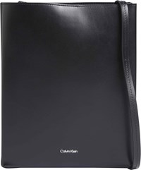 Calvin Klein Crossbody Hero Svart 1