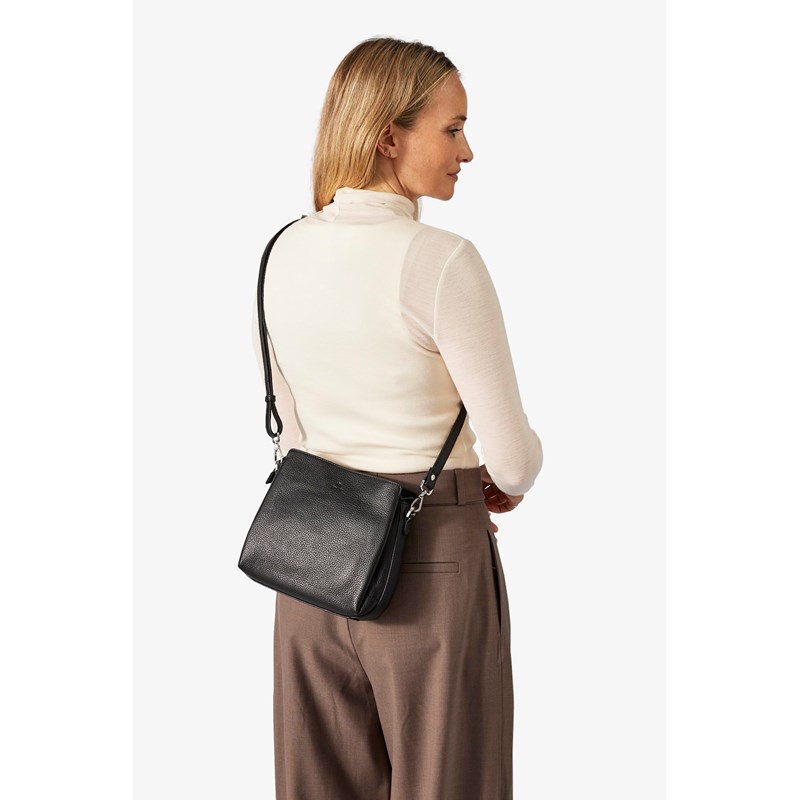 Adax Axelväska Sia Cormorano Svart 7