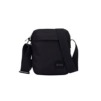 Arcus Crossbody  Svart 1