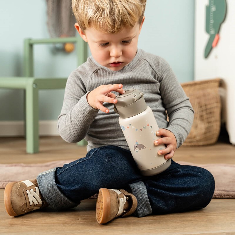 Done By Deer Drikkedunk Celebration Sand 2