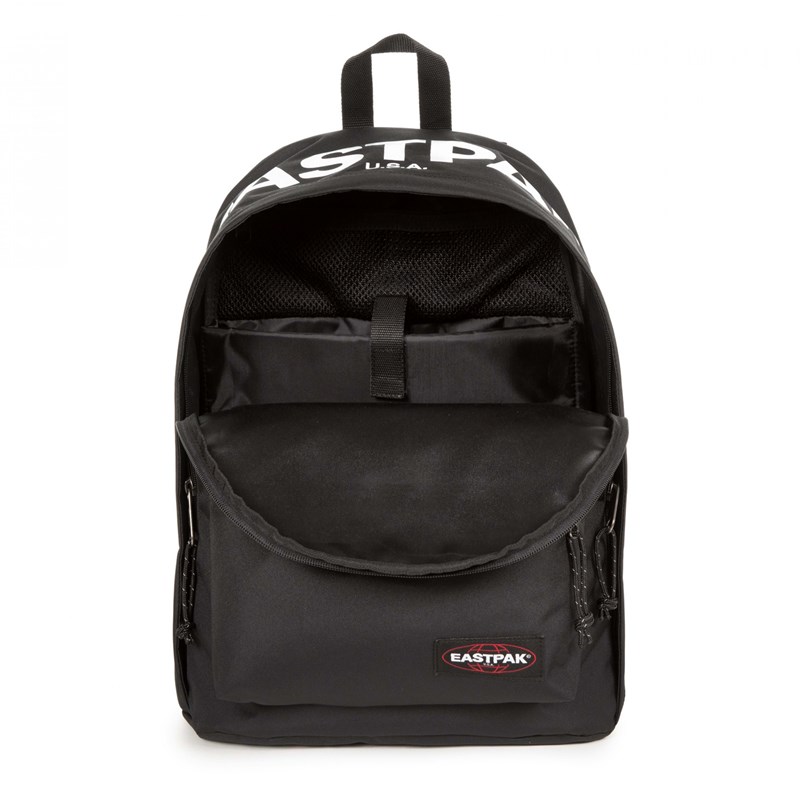 Eastpak Rygsæk Out Of Office Sort m/hvide bogstaver 3