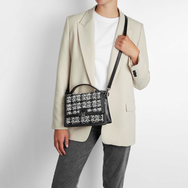 MARKBERG Crossbody Tori Tweed Mix Sort/hvid mønster 2