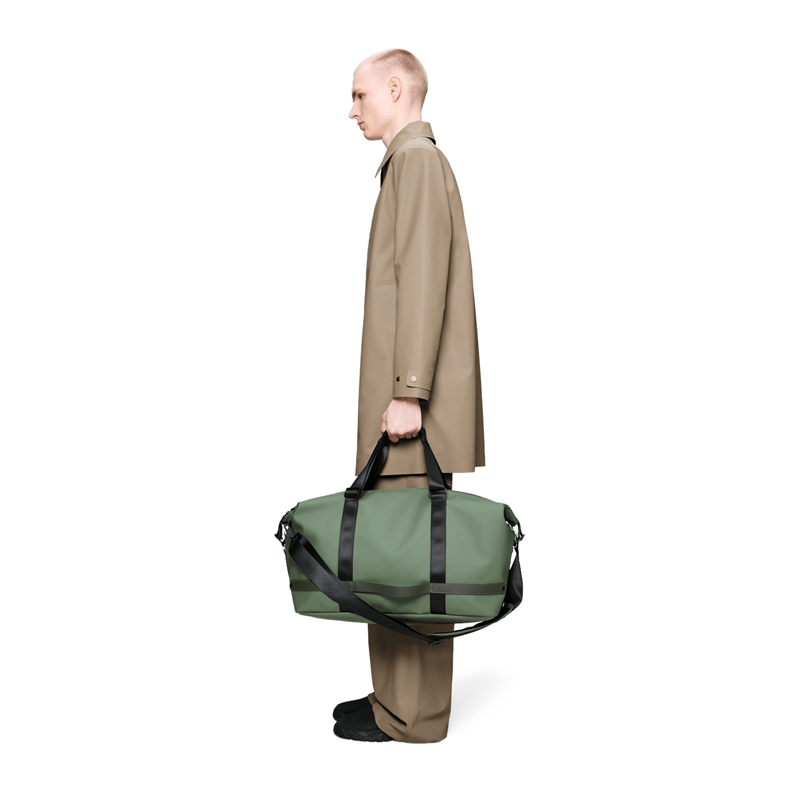 RAINS Resväska OTG Weekend W3 Blad grön 2