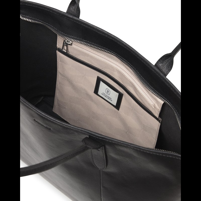Saddler Totebag Parisa Svart 3