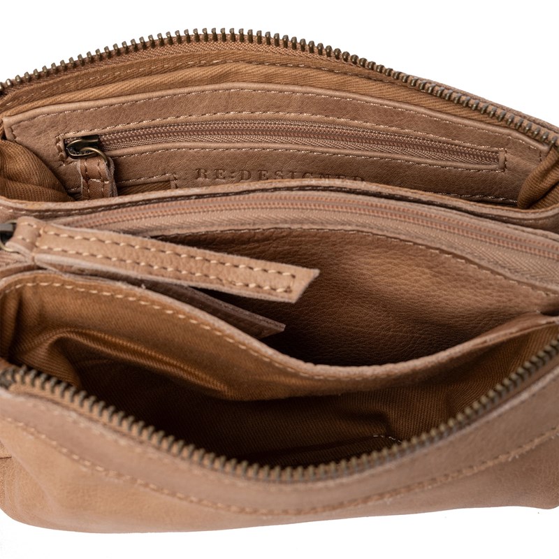RE:DESIGNED Crossbody Lisa Urban Taupe 6